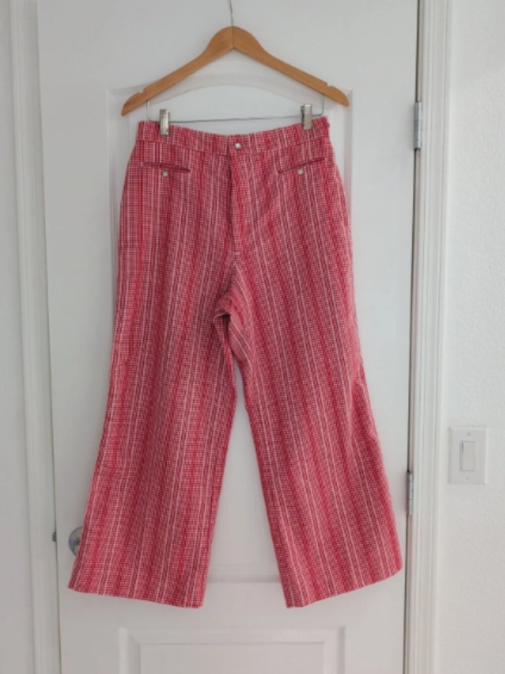 Vintage Levi's BIG E Red & White Checkered Wide Leg Cropped Jeans 6 / 8 / M
